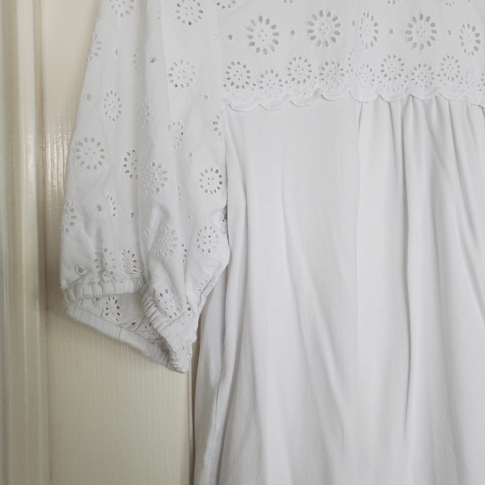 Cottagecore Eyelet Puff Sleeve Top White Ruffle Neck Medium Feminine Casual - Picture 3 of 5